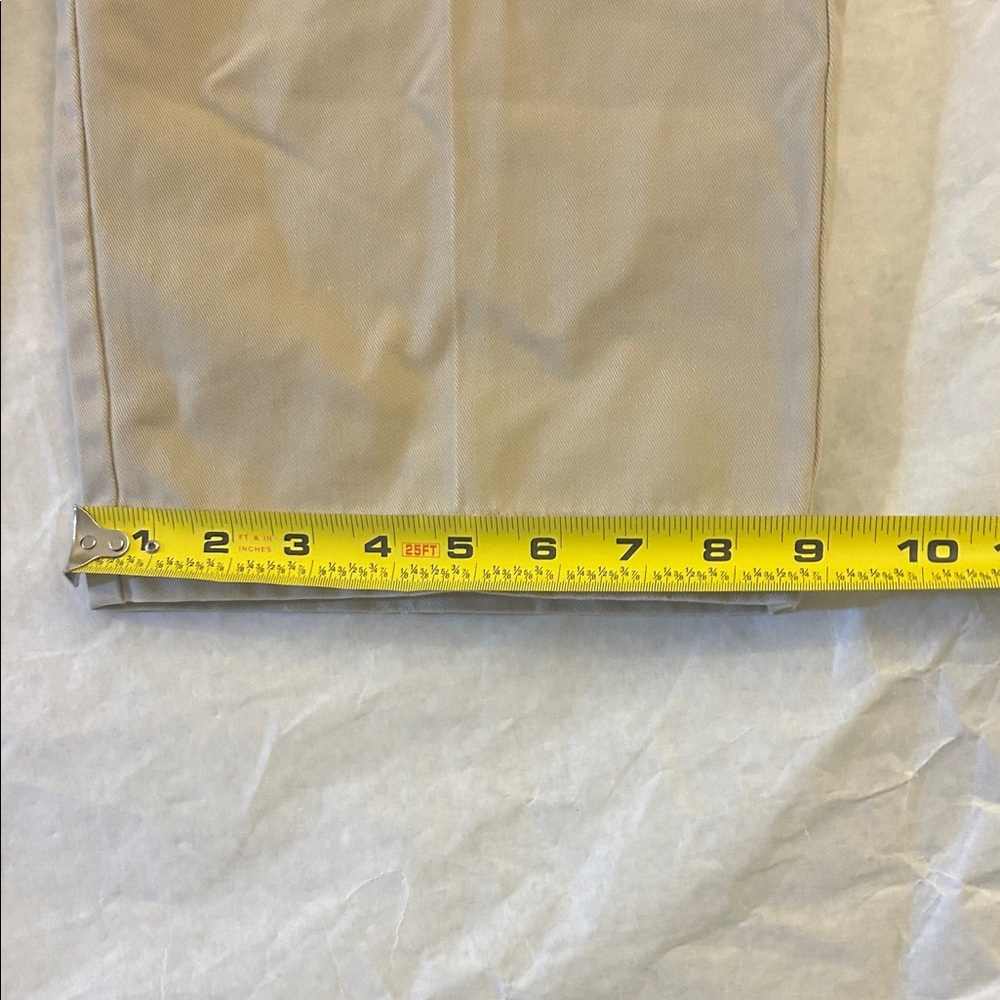 L.L. Bean Men's Beige Pleated Chinos - Picture 8 of 8
